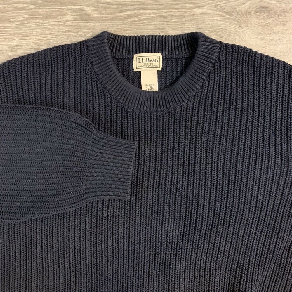 LL Bean Black Sweater Crewneck 100% Thick Cotton